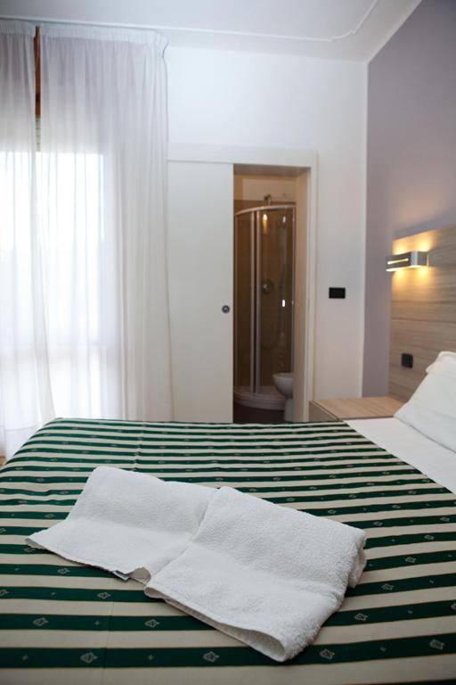 Hotel Santa Lucia Bibione Quarto foto